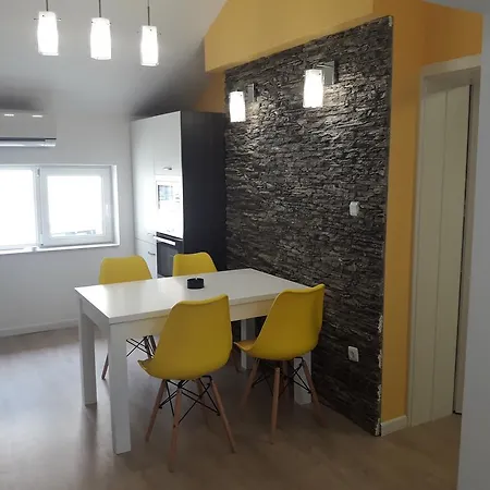 Апартамент Shishkova 3 *
